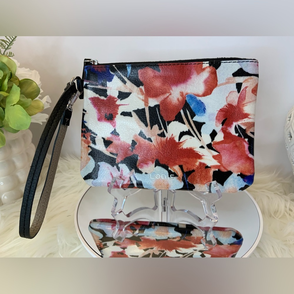 Lodis Flowered Zippered Leather Wristlet NWOT